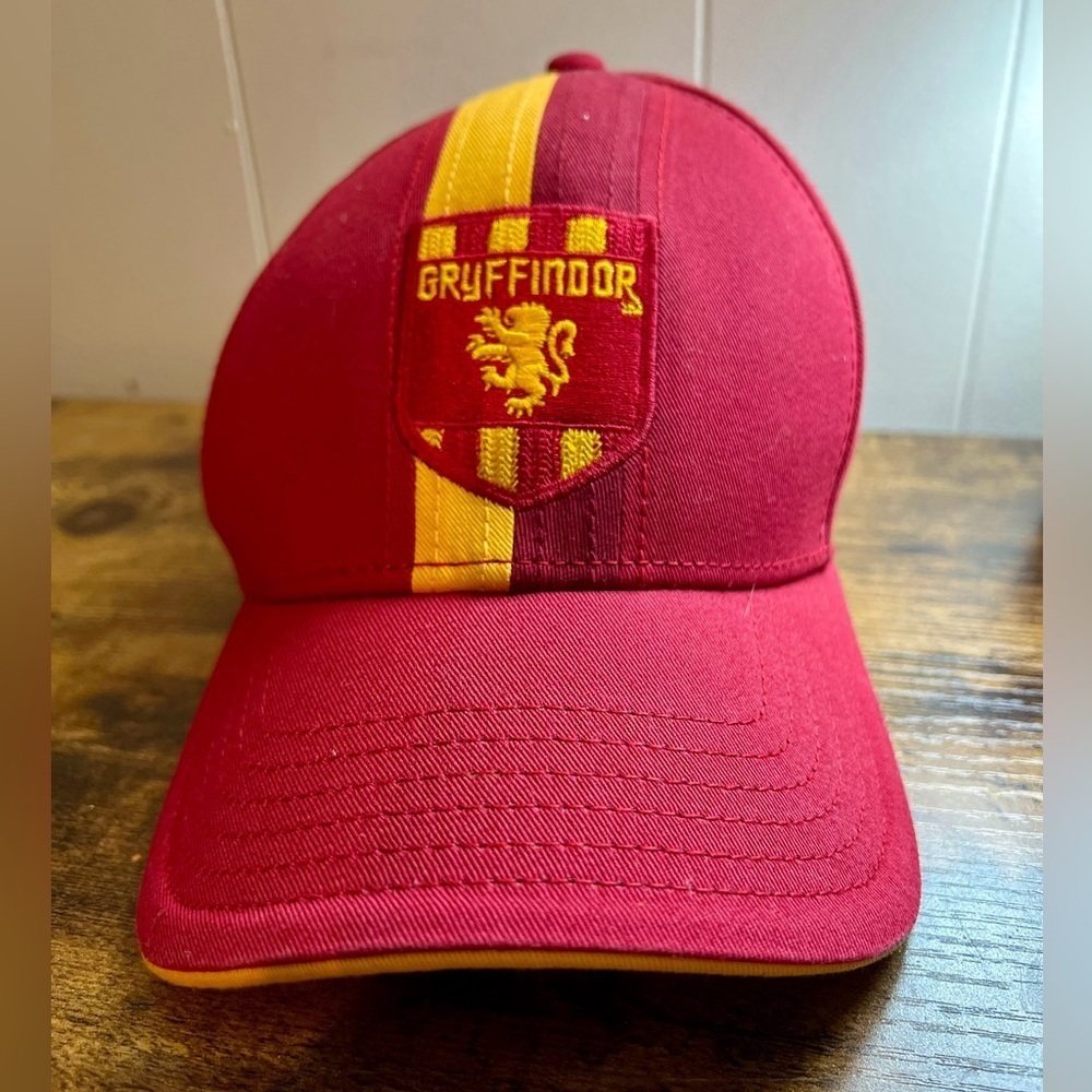 Harry Potter World Universal Studios Gryffindor Hat Baseball Cap Adjustable Red